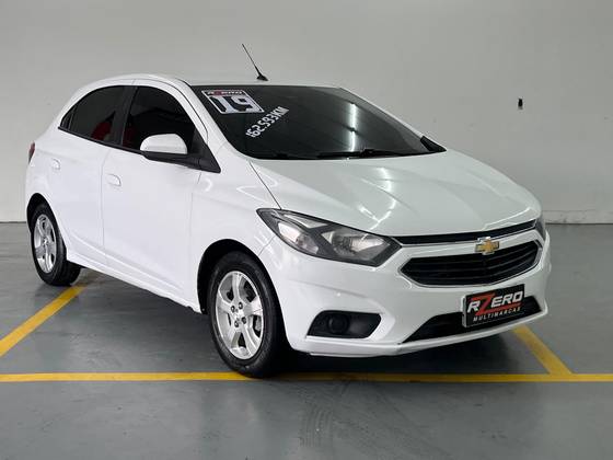 CHEVROLET ONIX 1.4 MPFI LT 8V FLEX 4P MANUAL CHEVROLET ONIX 1.4 MPFI LT 8V FLEX 4P MANUAL